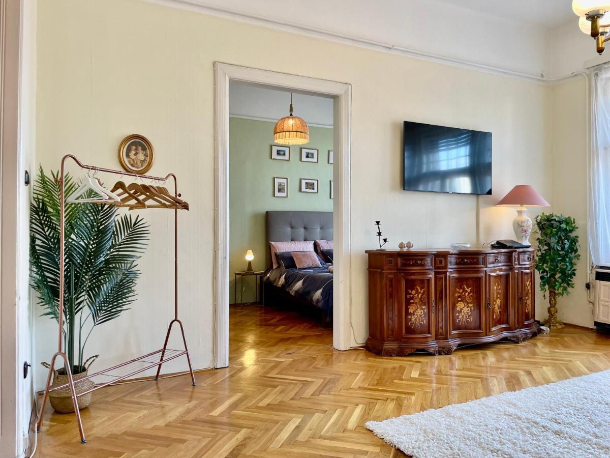 Jolan Suite Budapest Eksteriør billede